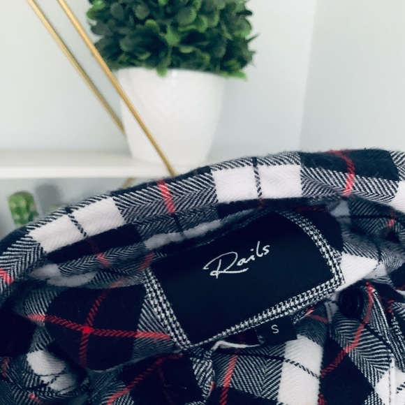 Rails • Hunter Shirt Button Down in Black & White & Red • S • Retail $178 - Picture 3 of 11